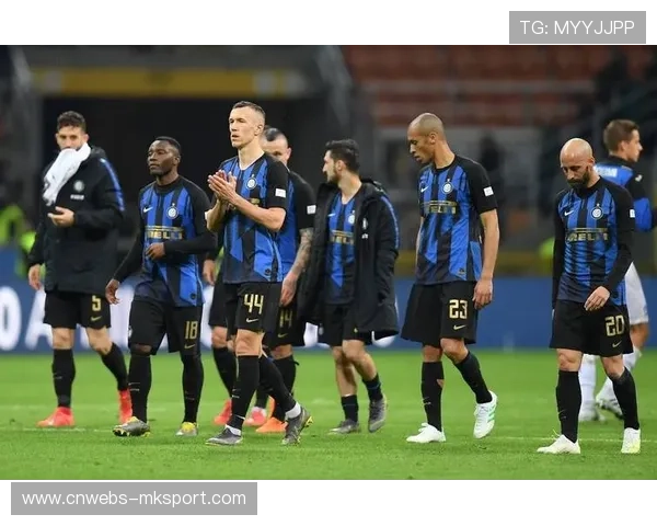 卡利亚里1-2亚特兰大，主场虽败展现竞争力